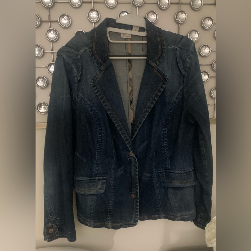 Women’s denim blazer